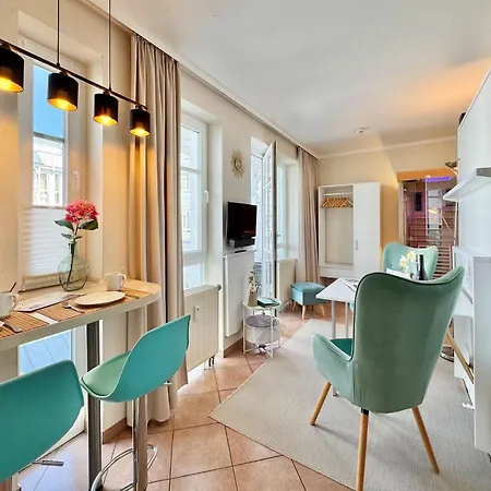 Im Seepark Mit Balkon Und Infrarotsauna * ゼリン